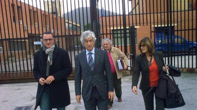 Gianni Rivera consegna gli attestati del corso arbitri ai detenuti della Dogaia