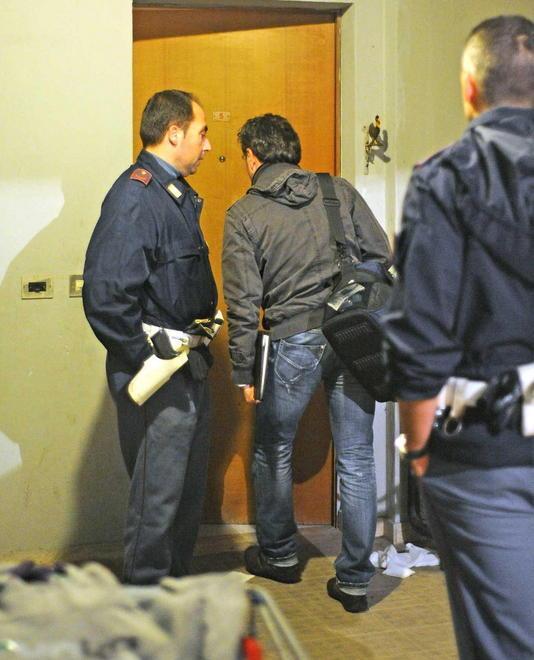 Ferita a coltellate dal marito grave giovane madre di 5 figli 