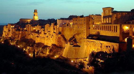 Pitigliano, da venerdì Festa del vino novello e dell’olio