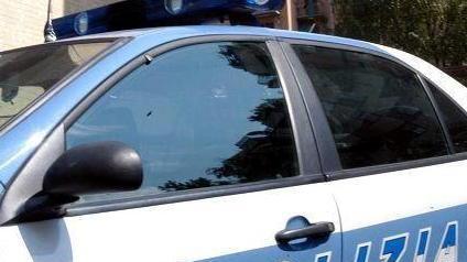 Documenti falsi per acquistare telefonini