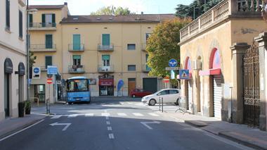 Cambia il passaggio pedonale lavori finiti in viale Matteotti