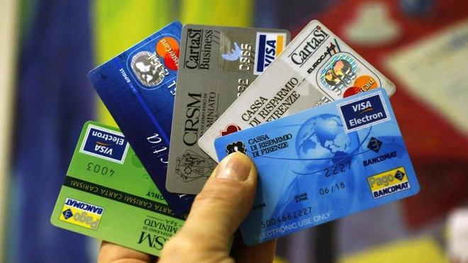 Truffe con false e-mail, due arresti e 18 denunce a Pistoia