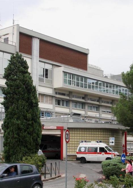Giocatore batte la testa e perde i sensi
