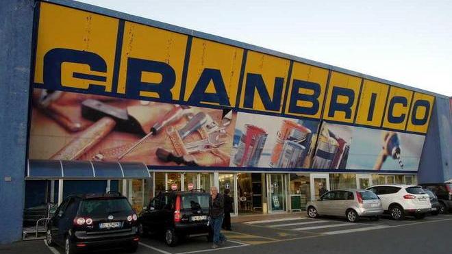 Scatta il sistema di allarme ladri in fuga al Granbrico