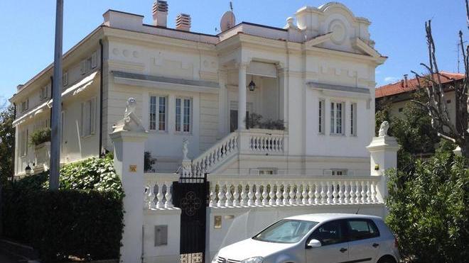 C’è un terzo indagato per la vendita di villa Montebello