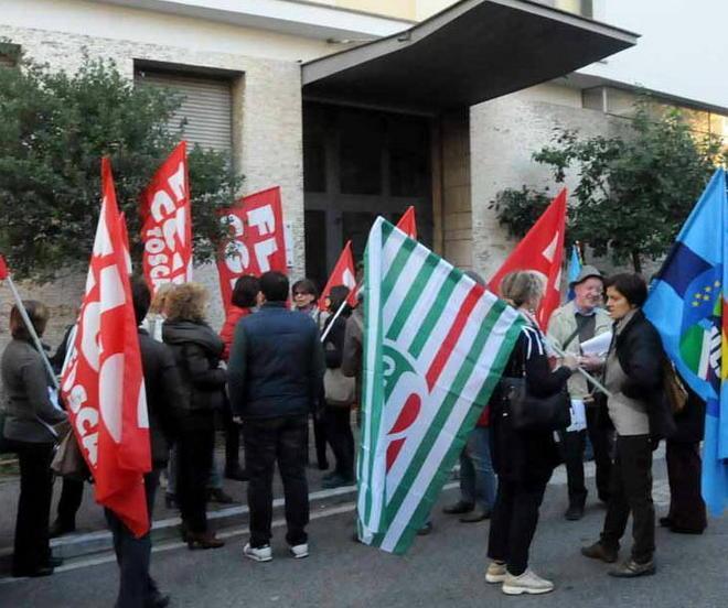 La rabbia dei docenti «Bloccheremo le gite e tante altre attività» 