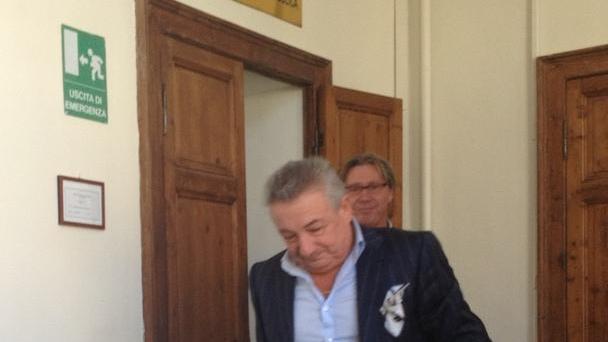 Il sindaco nell’ufficio di De Leo