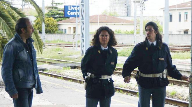Sequestrati Moncler con marchi falsi