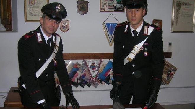 Ruba in un’abitazione, preso dai carabinieri