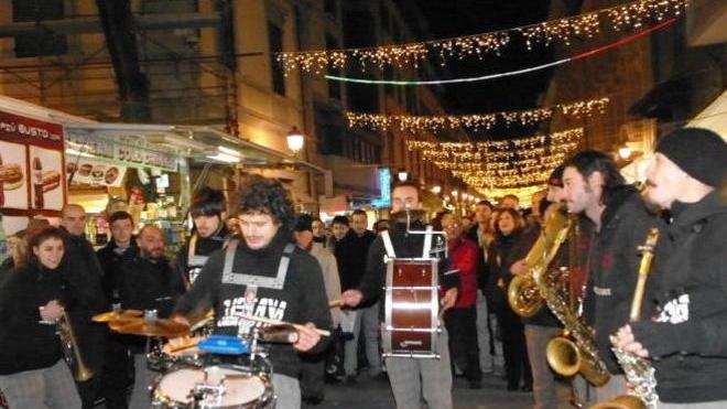 Notte bianca, si comincia in aeroporto già dalle 17