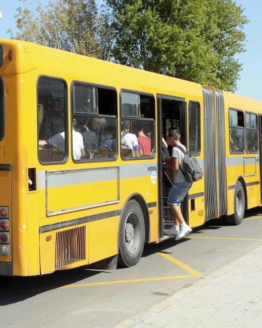  Tragitto più lungo per i bus Stop a 2 linee per finanziarlo