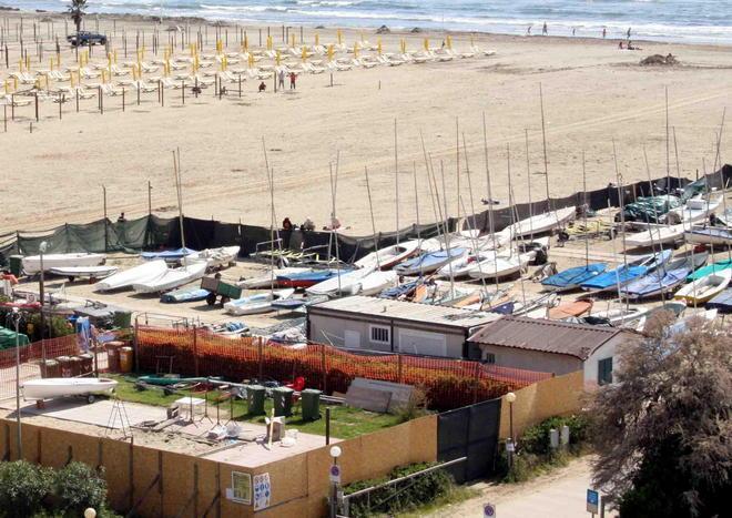 Sorpresi a rubare al porto spiaggia 
