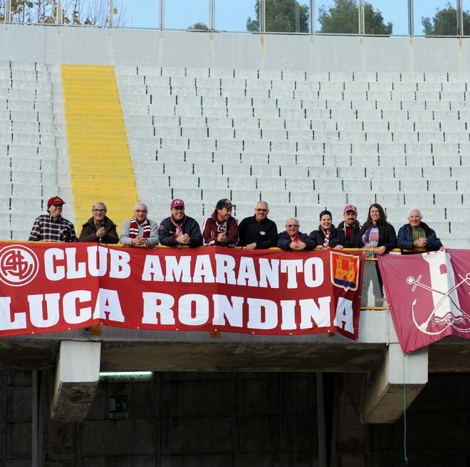 Undici leoni in campo e undici in curva: il pulmino amaranto torna a casa col pieno