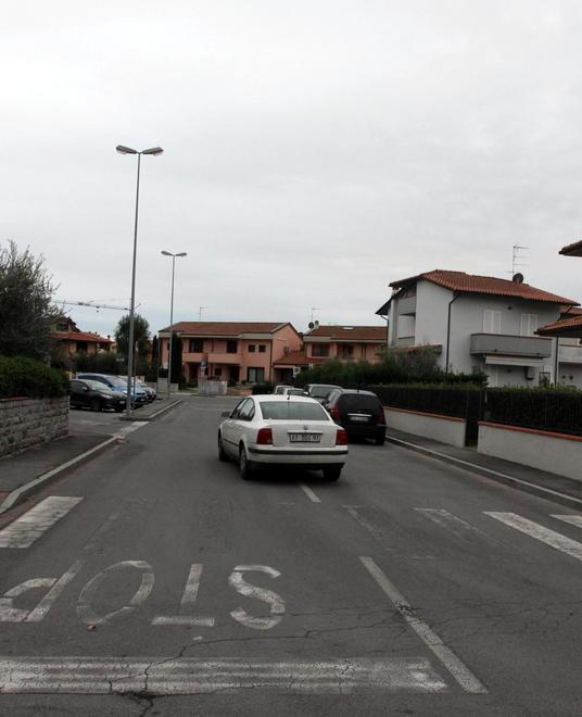 Ruba ma fuori trova i carabinieri 