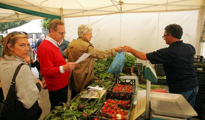 Direttiva del governo minaccia i mercati e gli esercizi pubblici 