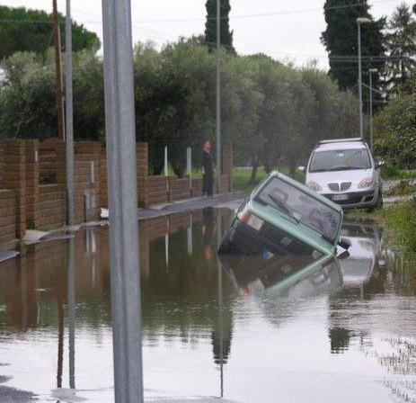Fogne sotto accusa a Ghezzano e Arena Metato 