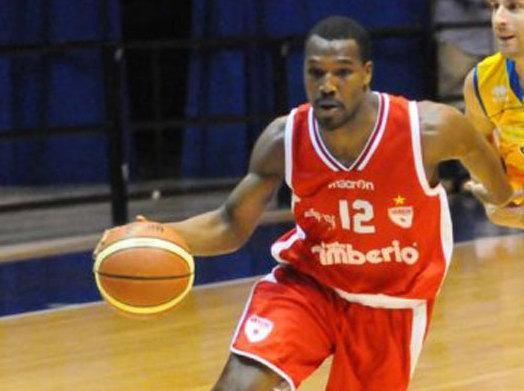 Varese non sbaglia e resta al comando 