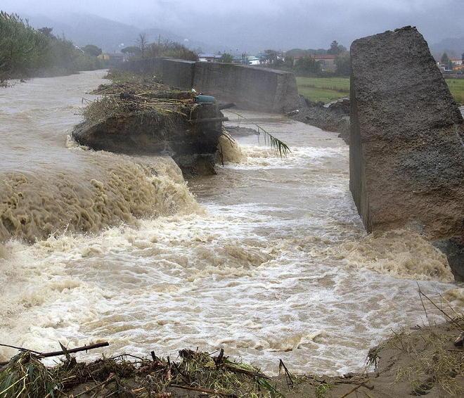 L’acqua peggio della guerra. E il muraglione capitolò 