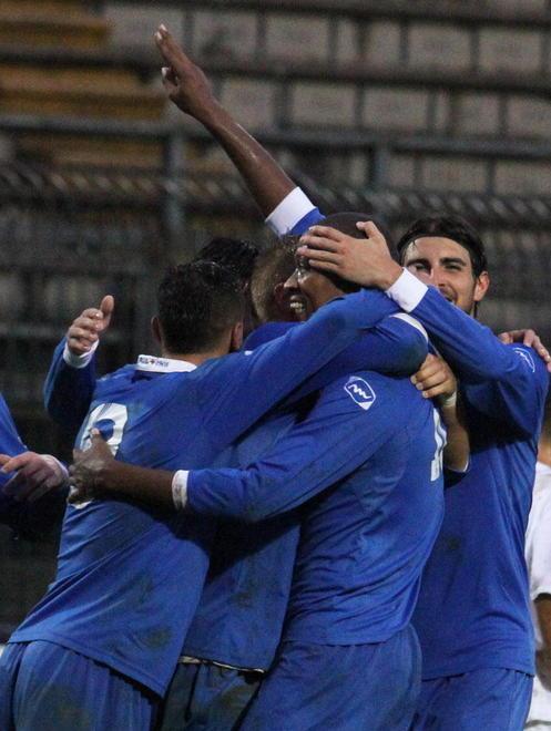 Triestina e Latina battute a suon di gol ma con storie diverse 