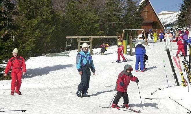 Doganaccia, sci più sicuro col defibrillatore al rifugio 