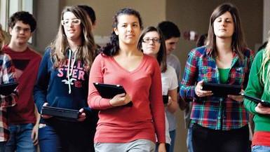 Tablet ed ebook a scuola, ok dall’anno prossimo