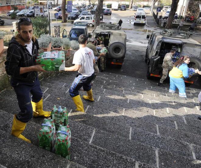 Mezzi e denaro, ecco come aiutare 