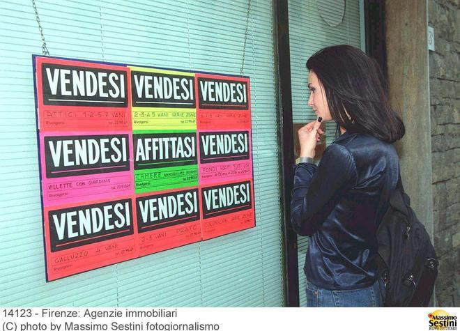 Il mattone alla finestra Giù del 24% le vendite di case 