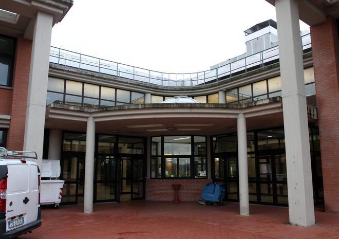 Gli studenti occupano di nuovo il Checchi 