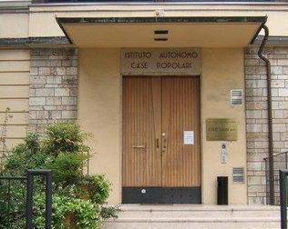 L’Erp vende a S.Filippo due alloggi e tre fondi 