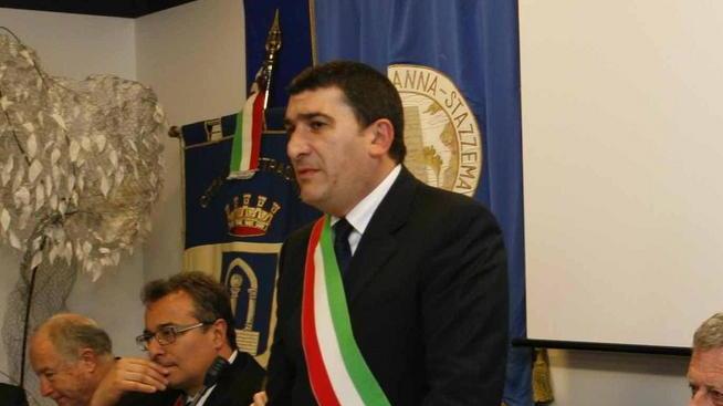Paese deluso e spaventato dopo i furti di gasolio