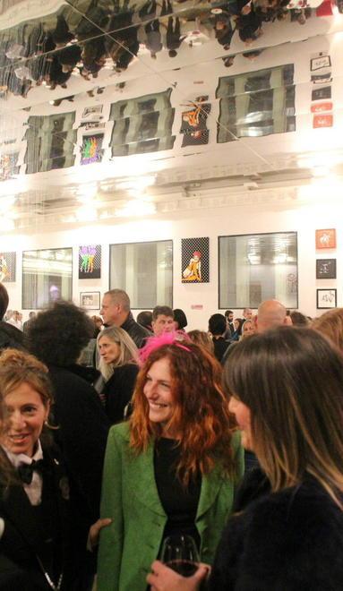 A cena con lo spettacolo La nuova frontiera dei locali 
