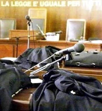 Si è lasciata la coppia in fuga con i soldi sottratti ad Acque Spa 