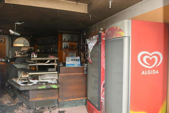 Bar distrutto dalle fiamme, non si esclude il dolo 
