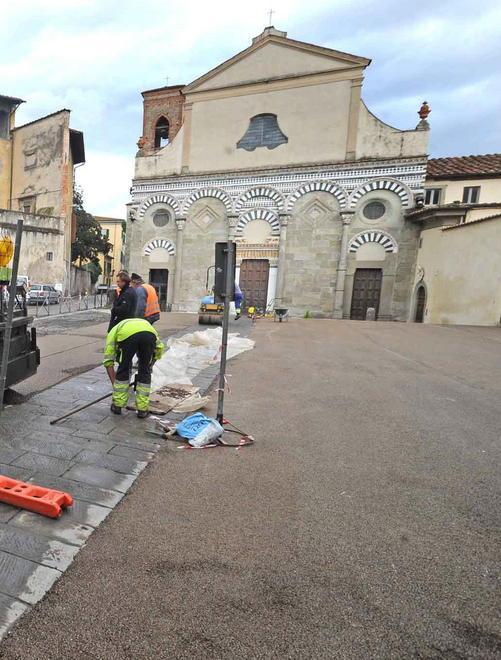 Una gora pubblica blocca il parcheggio di San Bartolomeo 