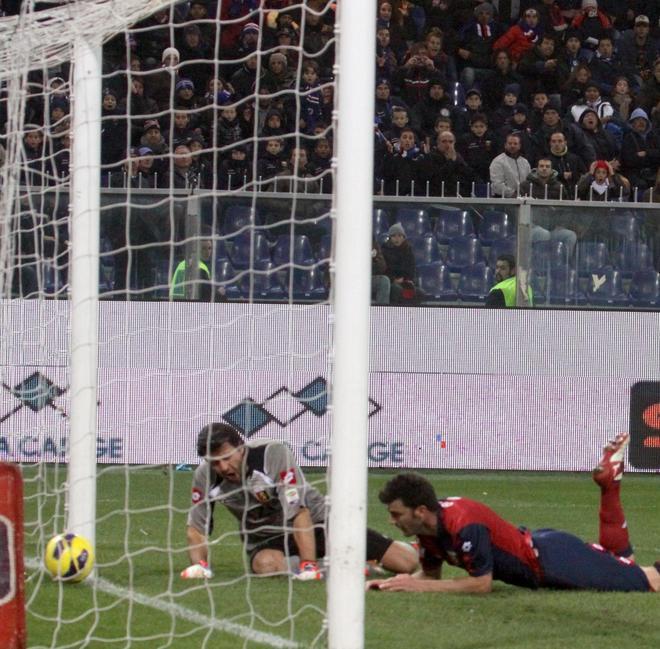 Genoa, si è spenta la Lanterna 