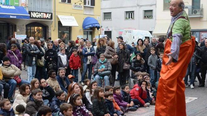 Gli stranieri: «L’Italia siamo anche noi»