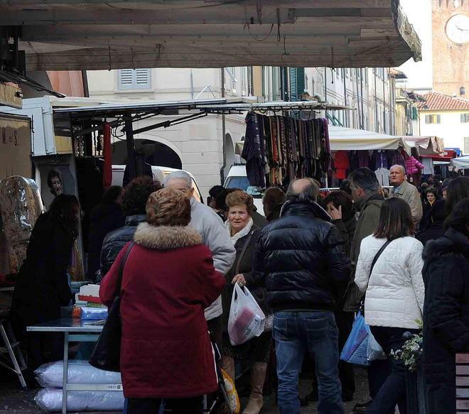 Cascina, mancano i soldi del suolo pubblico 