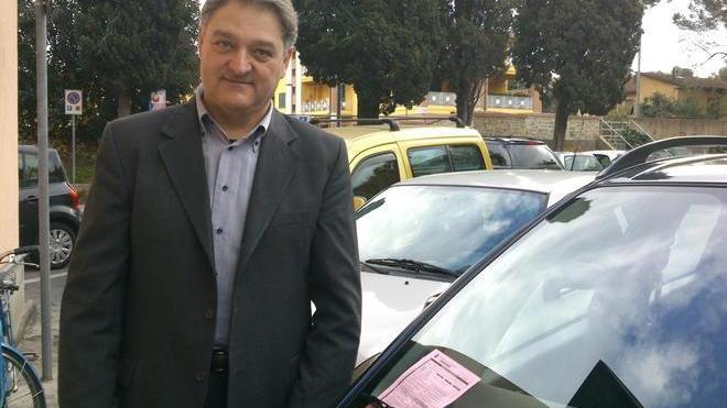 I vigili “pizzicano” l’assessore Riccardo Musumeci multato