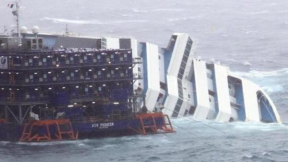 Si rimuove l’ordigno vicino alla Concordia