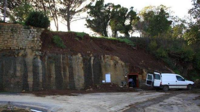 L’area è ancora geologicamente instabile, slittano i tempi per la riapertura
