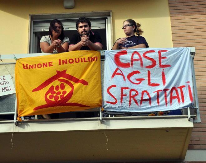 «Stop agli sfratti fino a fine 2012» 