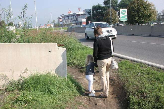 Contromano sulla tangenziale, fermata un’anziana al volante 