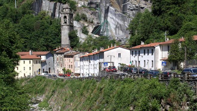 Apre la minicentrale idroelettrica 