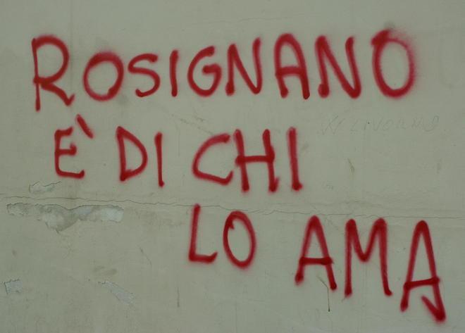 Proteste a colpi di spray allo stadio