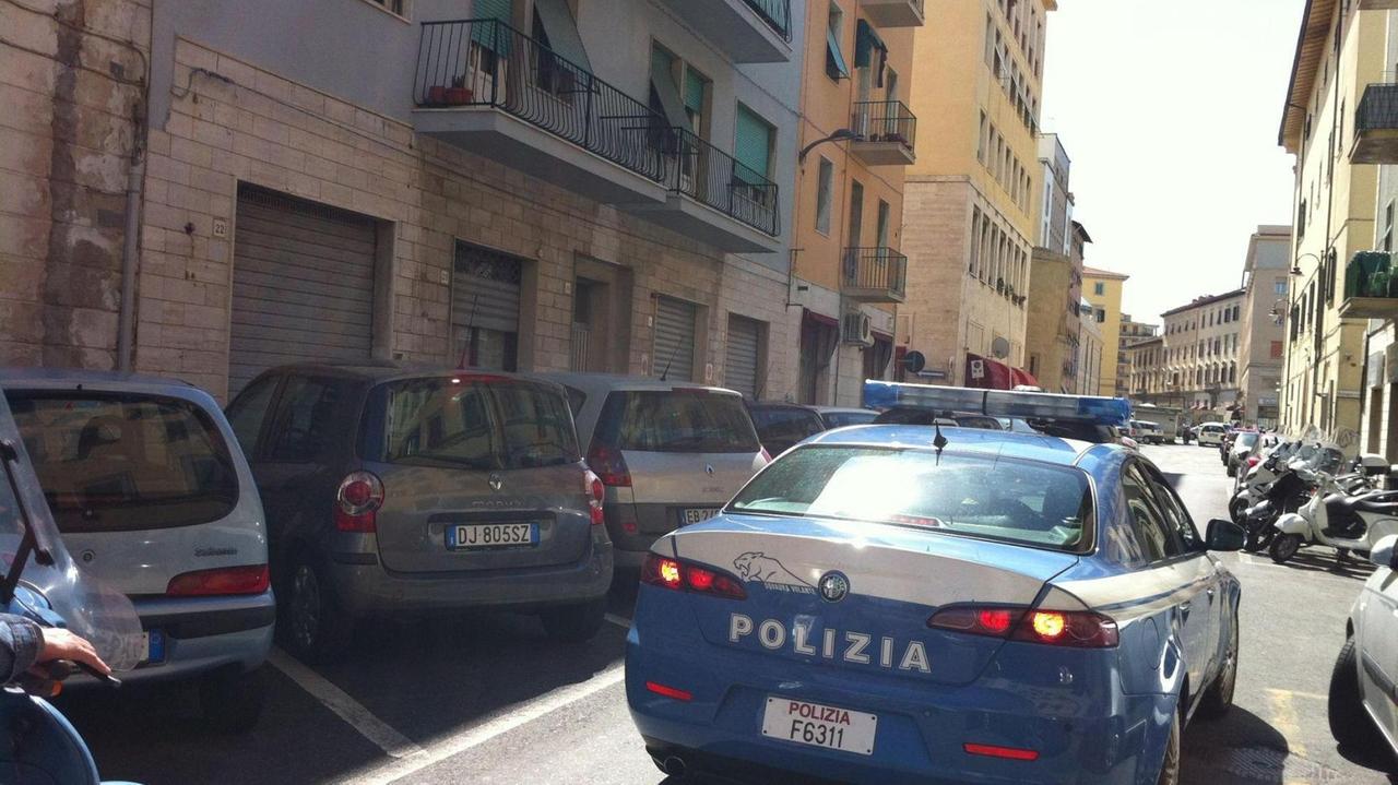 Trovato a dormire ubriaco dentro all’auto rubata