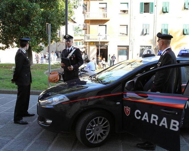 Minore trovato con 30 grammi di marijuana davanti a una scuola superiore 