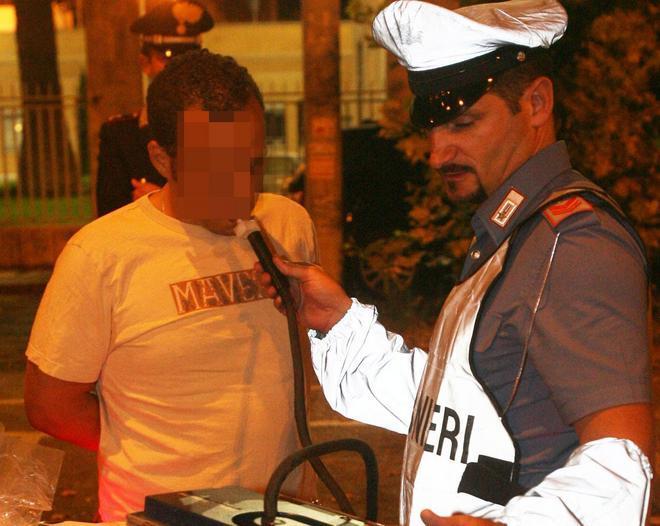 Studente non si ferma all’alt e gli tolgono 47 punti sulla patente 