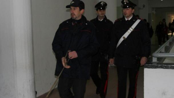 Controlli antidroga nelle scuole con l’aiuto dei cani