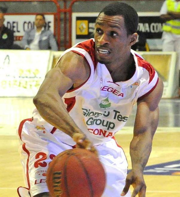 Antonio Graves dovrà vedersela col top-scorer del campionato