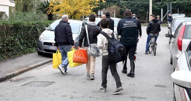 Il prefetto: linea dura sulle residenze 